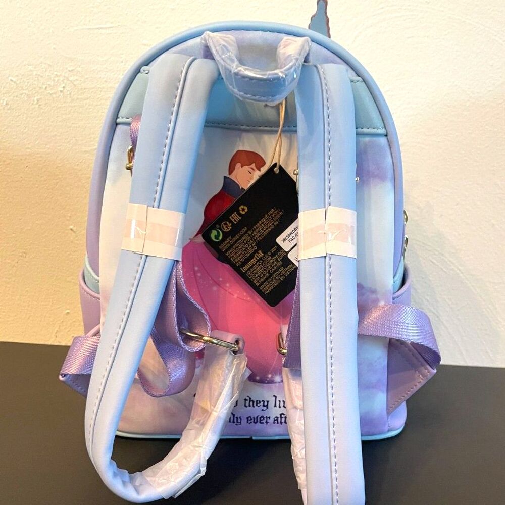 Cinderella's castle Loungefly mini backpack Rare New with Tags